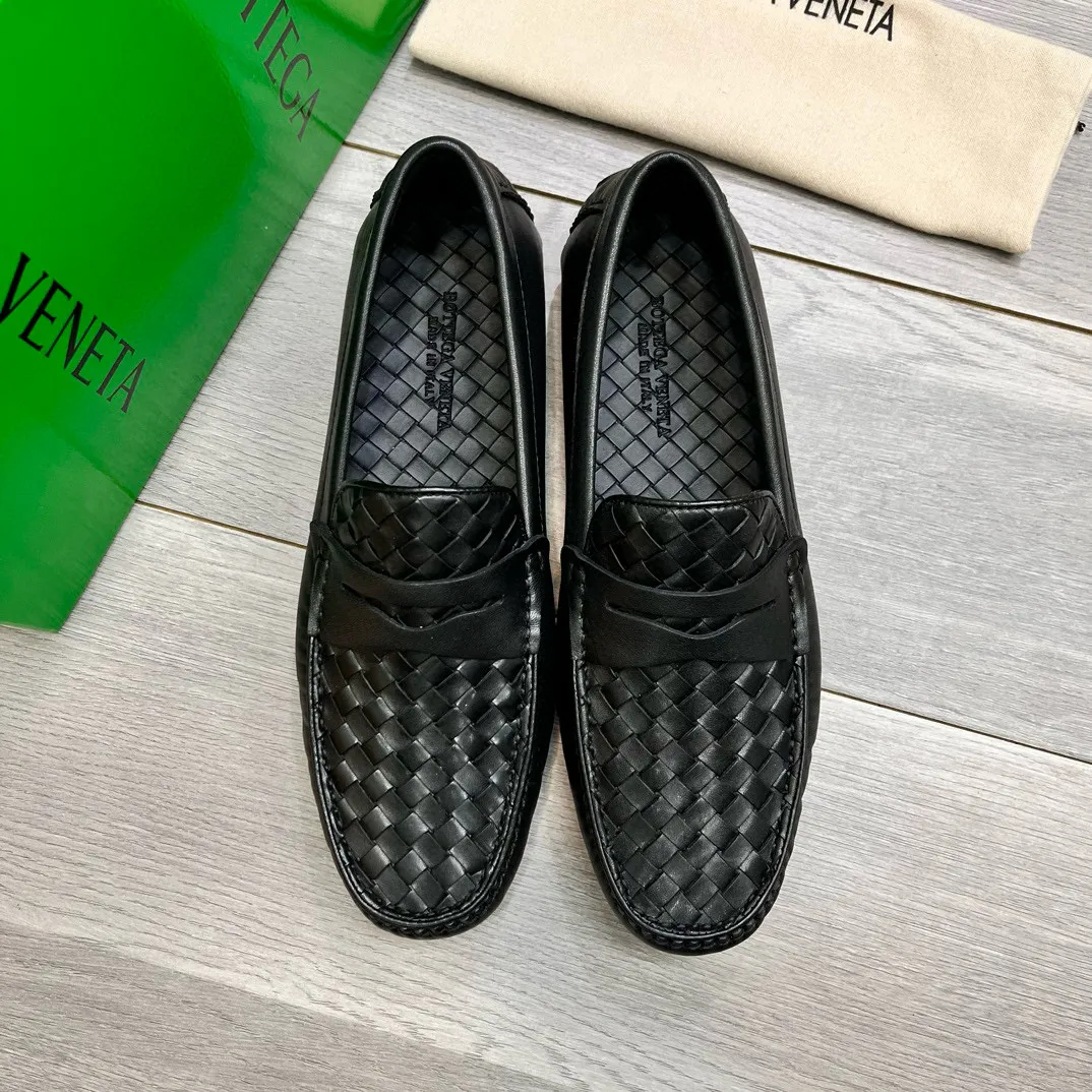 Factory price: 400💰BV new men's shoes original replica👉👉High-end men's casual beanie shoes/💞driving shoes! 🔊Upper imported cowhide woven, ☑️Sheepskin lining, one-step design, light and smart ☮☮Suitable for all kinds of travel, exclusive new style, real shot, size 38-44, (45 can be customized)